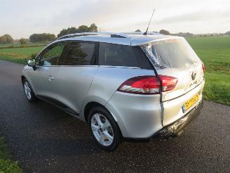  Renault Clio 0.9 TCe Estate Limited 170.000km nap  Navigatie   2017  [ topstaat 2017/4