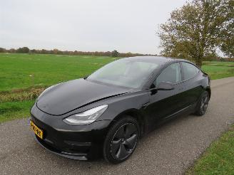 Tesla Model 3 Gerserveerd  Automaat Elektrisch TESLA 106.000 km 2019 panoramadak Leer Navigatie  [ instappen eb rijden picture 2
