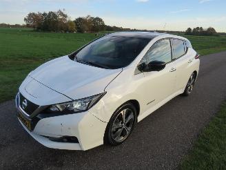 Nissan Leaf Tekna Automaat 2018  140.000km nap Camera Navigatie Clima Leer  [ nieuwstaat picture 21