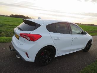 krockskadad bil auto Ford Focus 1.0  125pk Eco Boost 5drs St Line 2019 Business Line 115.000 km Camera Navigatie Leer 2019/9