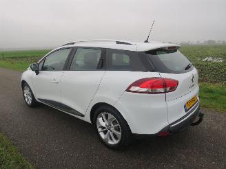 krockskadad bil auto Renault Clio 0.9 TCe Zen 2019  Navigatie Airco   [ parkeerschade Bumper 2019/10