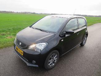 Unfallwagen Seat Mii 1.0  60pk euro 6  Refense Navigatie  5drs Airco  Mistlampen 2015 2015/8