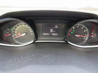 Peugeot 308 SW 1.2eTHP 131pk!!! Automaat Allure 178.000km nap Camera leer Navigatie Splinter nieuw picture 8