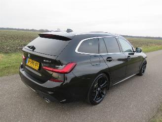 krockskadad bil auto BMW 3-serie 330 I Automaat 258pk High Executive Edition  [ nieuw model  vol Optie 2020/3