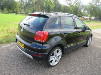 Unfallwagen Volkswagen Polo 1.4-16V 86pk Cross Trekhaak | Airco | Cruise | Mistlampen | Stoelverwarming Schadevrij 2011/11