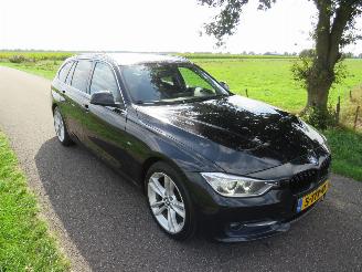 skadebil auto BMW 3-serie Touring 1.6  136pk  Automaat  High Executive 2014  [ zeer luxe uitvoering top staat 2014/6