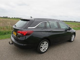 Auto incidentate Opel Astra SPORTS TOURER+ 1.0 105pk BUSINESS 170.000km nap Camera navigatie 2016 2016/9