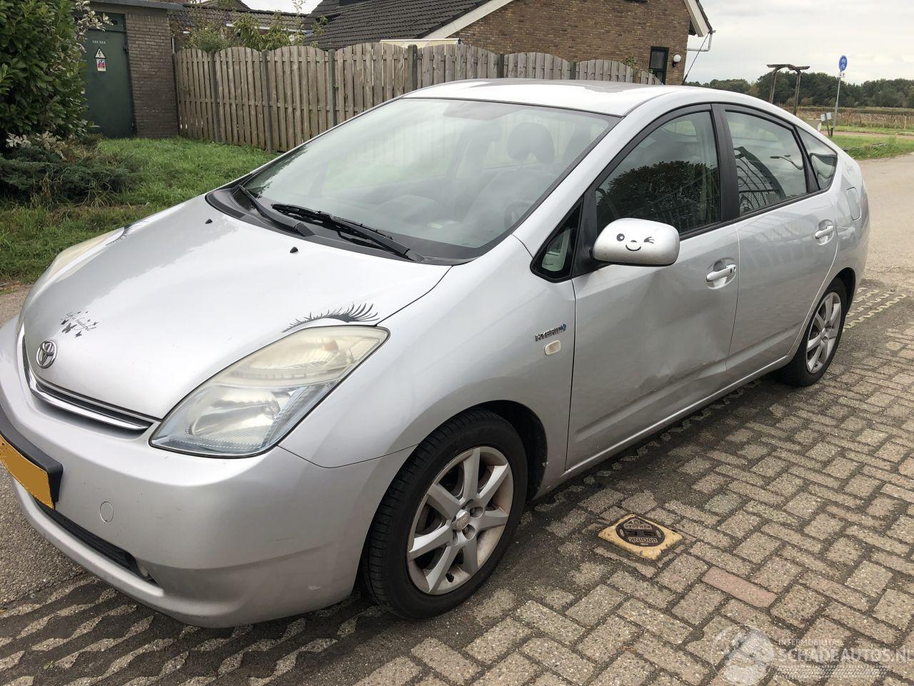 Toyota Prius Prius 1.5 VVT-i Business Edition search