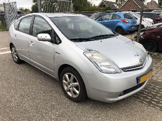 Toyota Prius Prius 1.5 VVT-i Business Edition search picture 3