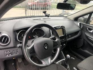Renault Clio Clio Estate 1.5 dCi ECO Night&Day picture 19