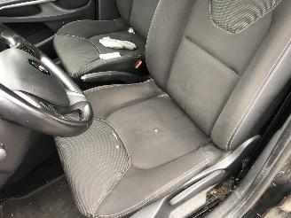 Renault Clio Clio Estate 1.5 dCi ECO Night&Day picture 21