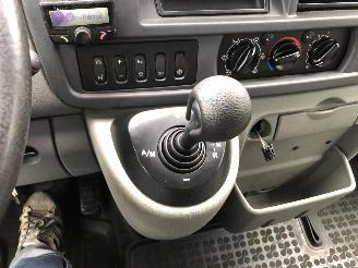 Renault Master Master T35 2.5 dCi oprijwagen picture 11