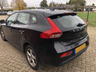 krockskadad bil auto Volvo V-40 V40 2.0 D4 Base Business 2014/9