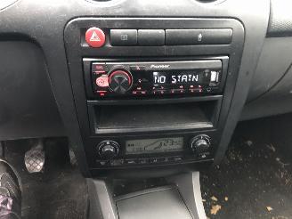 Seat Ibiza IBIZA 1.6 16V FREESTYLE picture 10