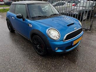 uszkodzony samochody osobowe Mini Cooper S 1.6 2010/12
