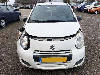 damaged passenger cars Suzuki Alto 1.0 comfort 2012/12