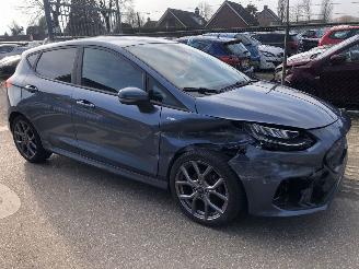 Auto incidentate Ford Fiesta 1.0 ecoboost hybrid  ST-line 2022/10