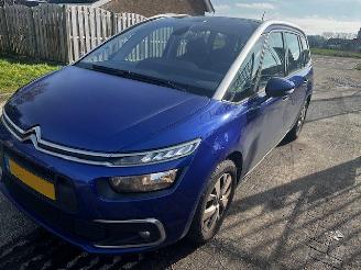 Vaurioauto  passenger cars Citroën C4-picasso grand picasso 7p 2018/2