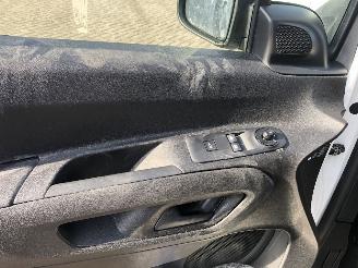 Opel Combo Combo 1.5D L1H1 Edition picture 15