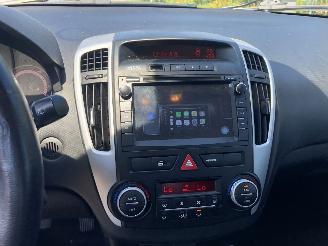 Kia Ceed 1.4 VVT X-ecutive picture 11