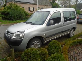 škoda osobní automobily Peugeot Partner 1.6 hdi diesel 5 persoons 2008/4