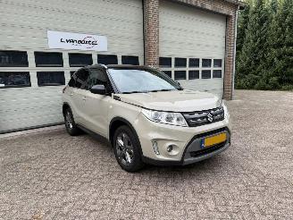 Avarii autoturisme Suzuki Vitara 1.6 Exclusive Cruise Navi Clima NAP ! 2015/11