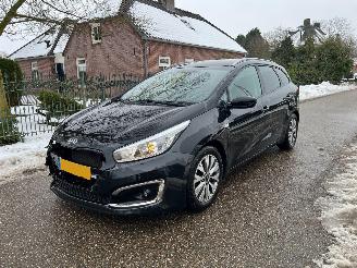 Avarii autoturisme Kia Ceed 1.0 T-GDI Design Edition Navi Clima NAP ! 2018/6