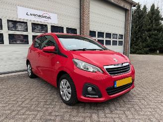 Vaurioauto  passenger cars Peugeot 108 1.0 VTi Active Automaat Airco 83274 Km NAP 2016/1