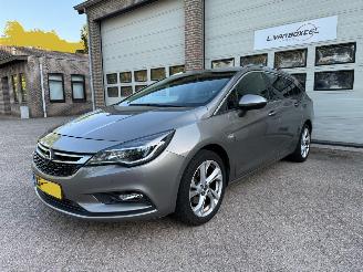 Vaurioauto  passenger cars Opel Astra 1.6 CDTI Innovation Navi Cruise Clima NAP ! 2016/12