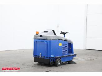   95 BJ 2022 33Hrs! Kehrmaschine / Veegmachine picture 3