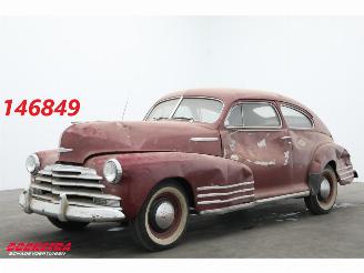 krockskadad bil auto Chevrolet  3.5-L6 Scheunenfund Barnfind 1948/9