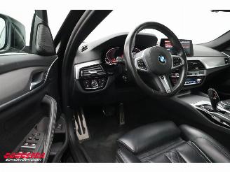 BMW 5-serie 540i xDrive M-Sport Schuifdak HUD ACC Memory H/K Camera picture 14