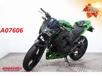 Kawasaki  Z 300 ABS picture 1