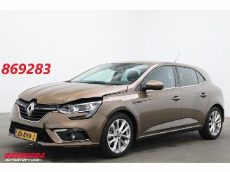 Vaurioauto  passenger cars Renault Mégane 1.2 TCe Zen Navi Clima Cruise AHK 2016/2
