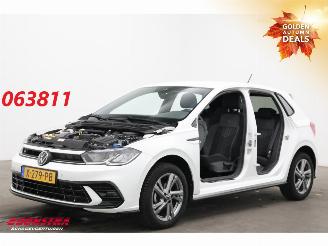 krockskadad bil auto Volkswagen Polo 1.0 TSI R-Line Diebstahl ACC Clima PDC 2023/12
