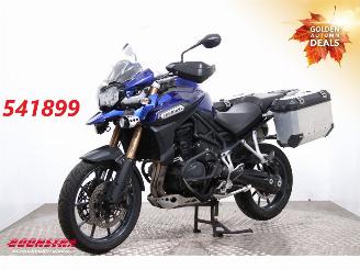 krockskadad bil motor Triumph Tiger 1200 Explorer ABS 1215 Cruise 2X Koffer 2014/5