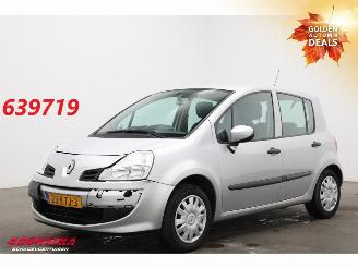 krockskadad bil auto Renault Modus 1.2 TCE Expression Airco Radio/CD 106.670 km! 2010/2