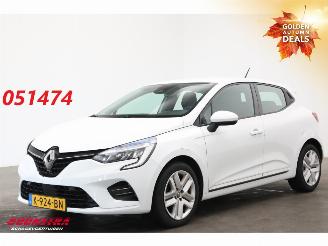 skadebil auto Renault Clio 1.0 TCe Zen LED Bluetooth Airco Cruise PDC 2020/11
