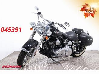 Harley-Davidson  FLSTN Softail DeLuxe 8.752 Mijl! picture 1