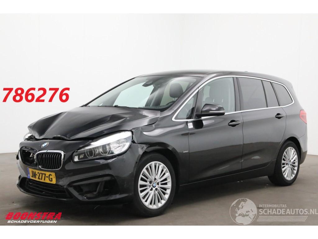 BMW 2-serie Gran Tourer 220i Luxury LED Leder HUD Navi Clima Cruise SHZ