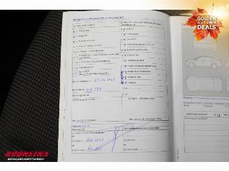 Volkswagen Up! 1.0 high up! Airco Cruise Fender Orig. NL. picture 21