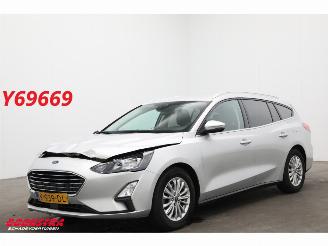 damaged passenger cars Ford Focus 1.5 EcoBlue Titanium X Clima Navi Camera Virtual 2020/11