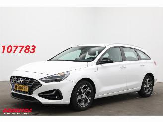 skadebil auto Hyundai I-30 Wagon 1.0 T-GDi MHEV Comfort Smart Clima Navi Cruise Camera PDC 2022/1