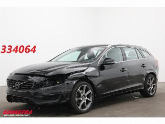 Damaged car Volvo V-60 2.0 D2 Ocean Race Clima Navi 88.508km! 2016/8