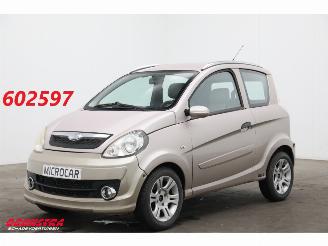 krockskadad bil brommobiel Microcar  M.Go SXI Radio/CD LMV 19.018 km! 2009/4