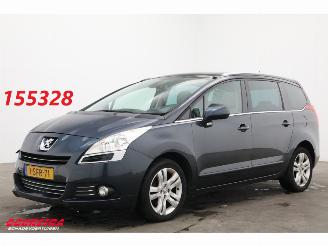 damaged passenger cars Peugeot 5008 1.6 THP GT Executive 7-Pers. Pano Leder ACC HUD Navi Cruise SHZ AHK 2013/9