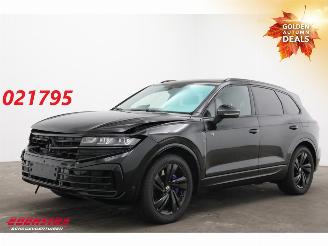 Schadeauto Volkswagen Touareg R 3.0 TSi 4Motion PHEV Pano HUD 360° Ventilatie ACC LRHZ AHK 2024/7