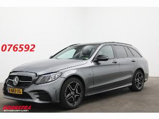 skadebil auto Mercedes C-klasse Estate 300e AMG LED Pano 360° SHZ AHK 2021/3