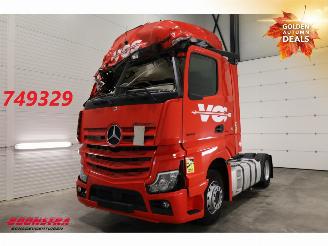 krockskadad bil vrachtwagen Mercedes Actros 1942 L ACC 4X2 Euro 6 2024/2