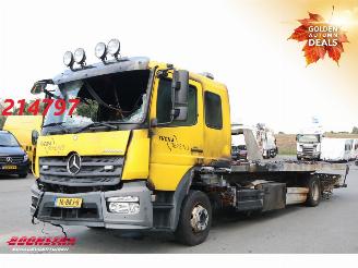 krockskadad bil vrachtwagen Mercedes Atego 1224 De Groot DGT Brille Winde 2018/1